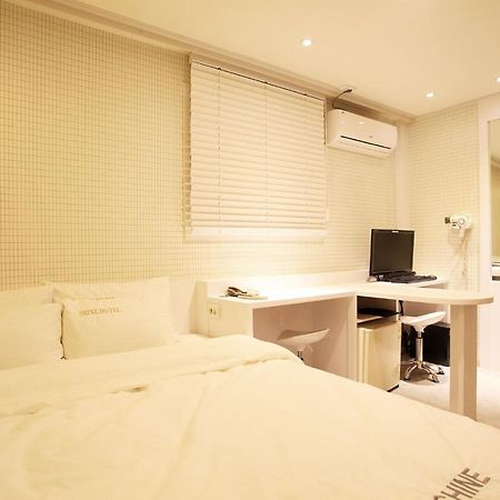 Shine Hotel Сеул Екстериор снимка