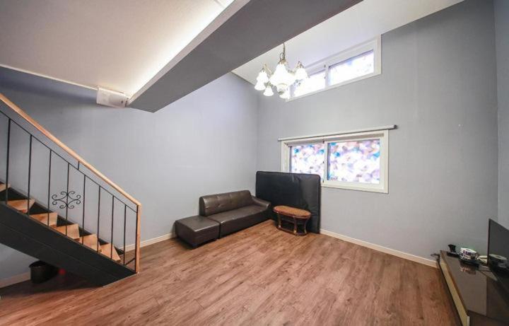 Shine Hotel Сеул Екстериор снимка