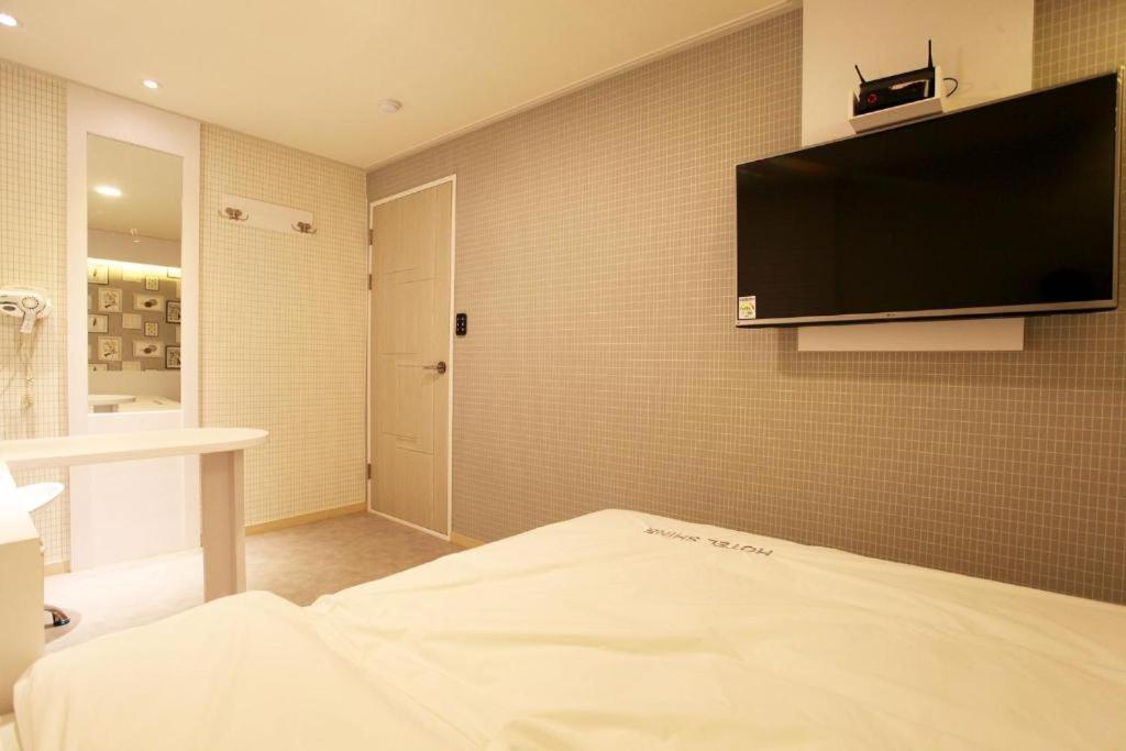 Shine Hotel Сеул Екстериор снимка