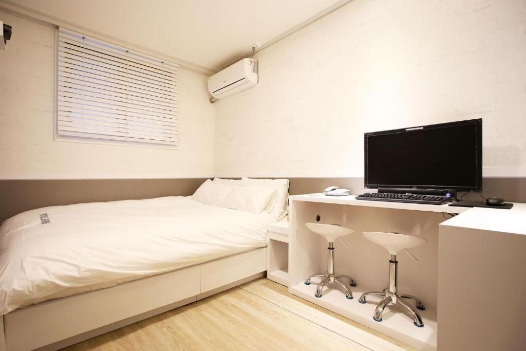 Shine Hotel Сеул Екстериор снимка