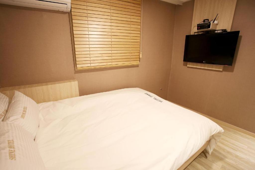 Shine Hotel Сеул Екстериор снимка