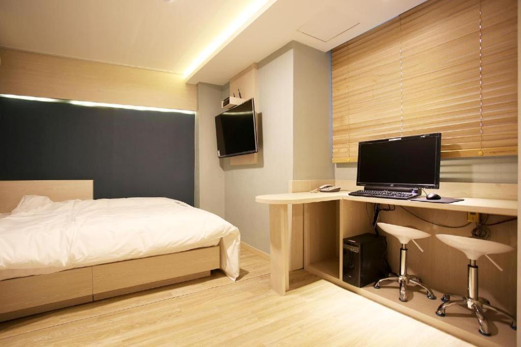 Shine Hotel Сеул Екстериор снимка
