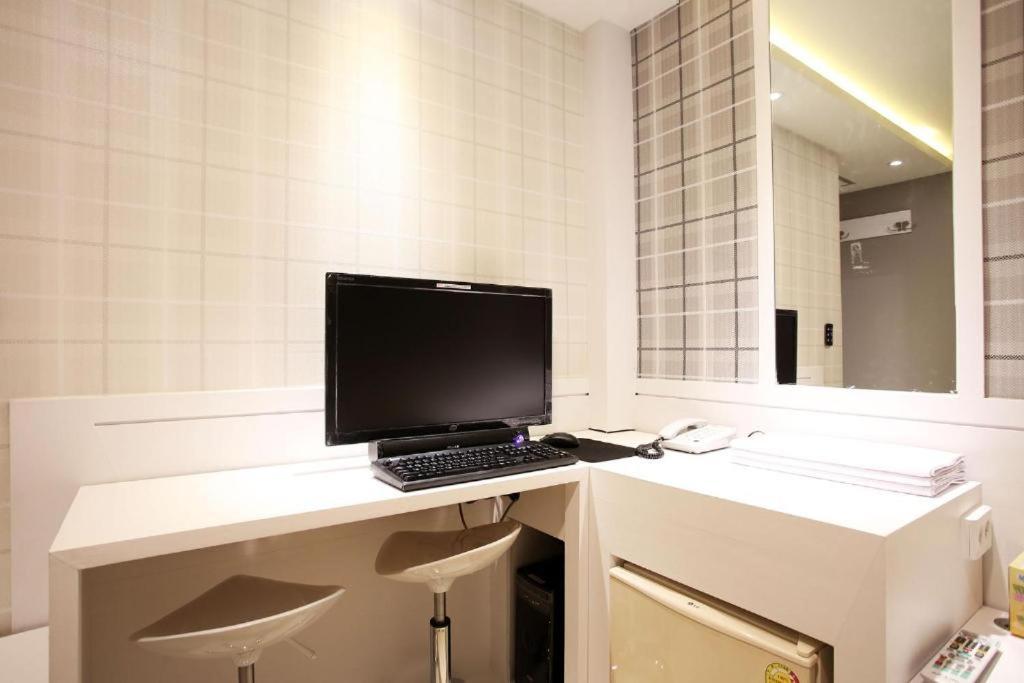 Shine Hotel Сеул Екстериор снимка